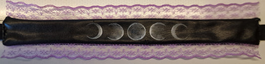 Moon phases choker