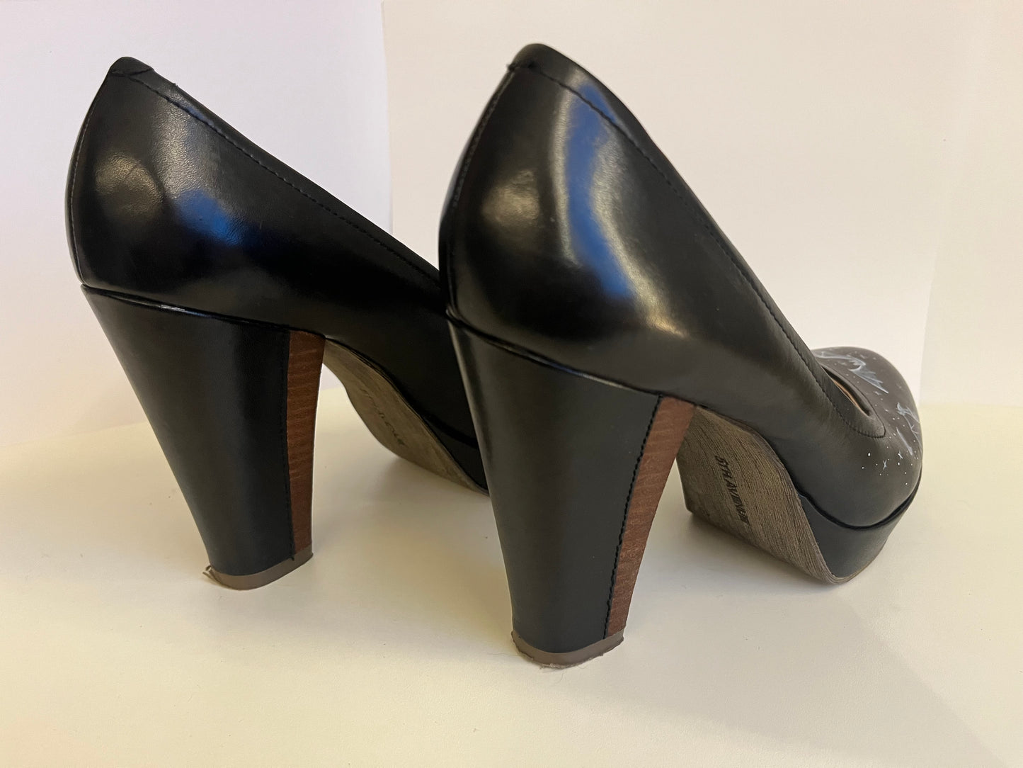 Batty Heels (Size: EU 40)