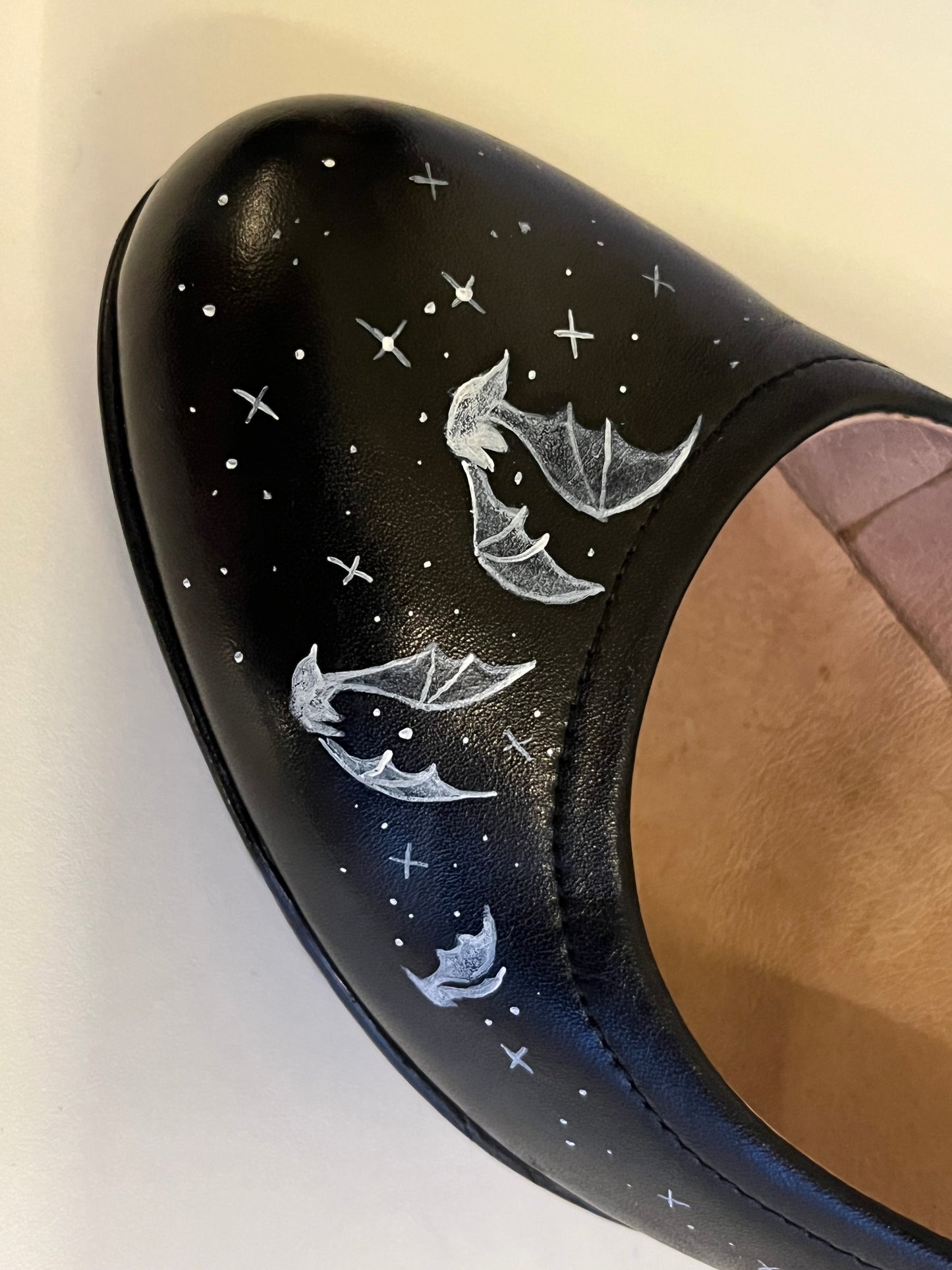 Batty Heels (Size: EU 40)